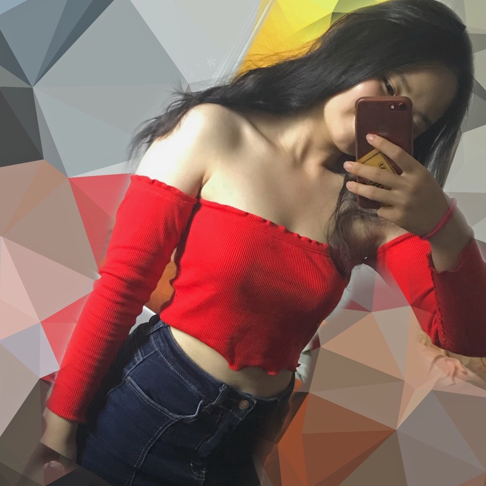 [BLMDE] off the shoulder long sleeves red crop top